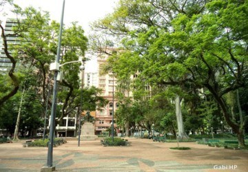 PRAÇA DA ALFÂNDEGA