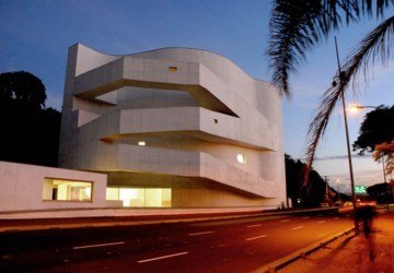 FUNDAÇÃO IBERÊ CAMARGO