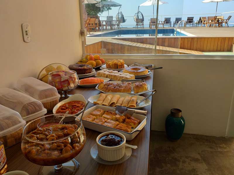 Café da manha Incluso.